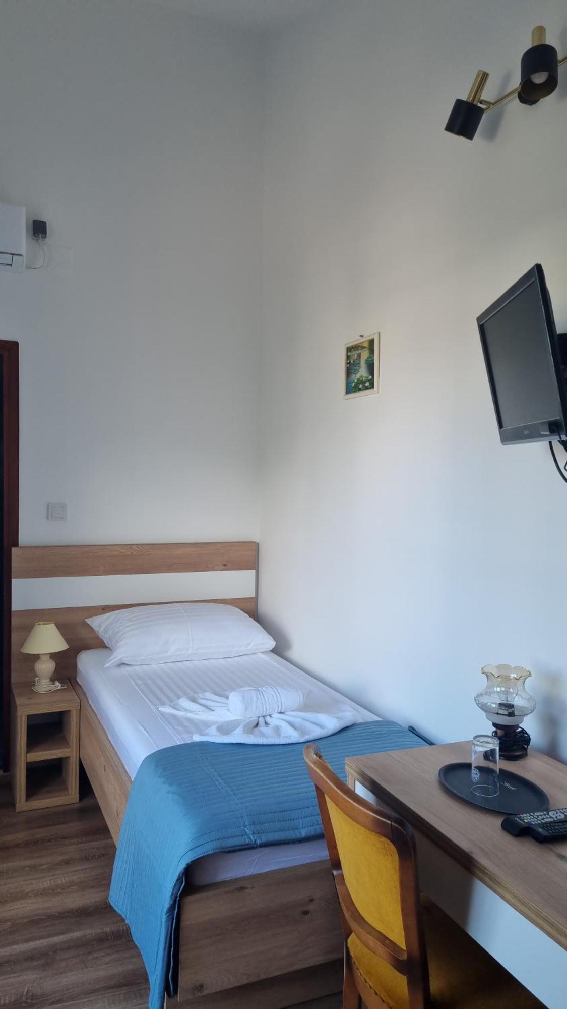 Bed And Breakfast Miramar Starigrad Paklenica Exterior foto